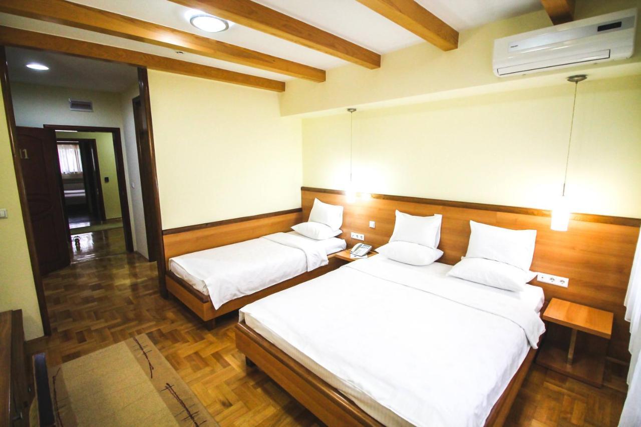 Hotel Vila Vrbas Banja Luka Zewnętrze zdjęcie